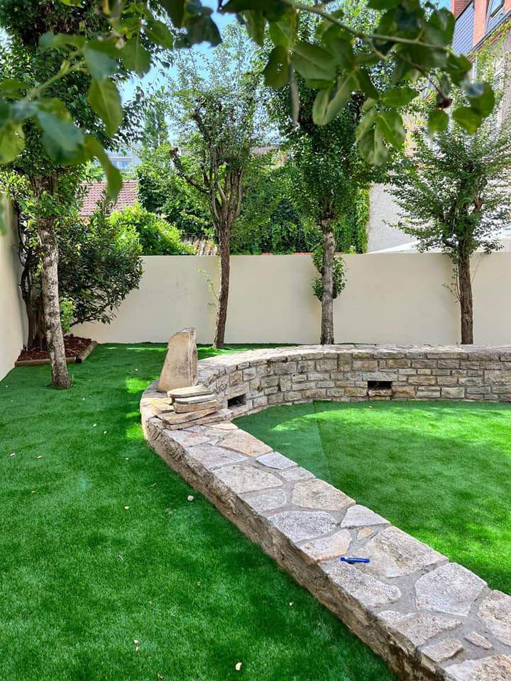 Maintenance d'espaces verts pour entreprises à Moulins